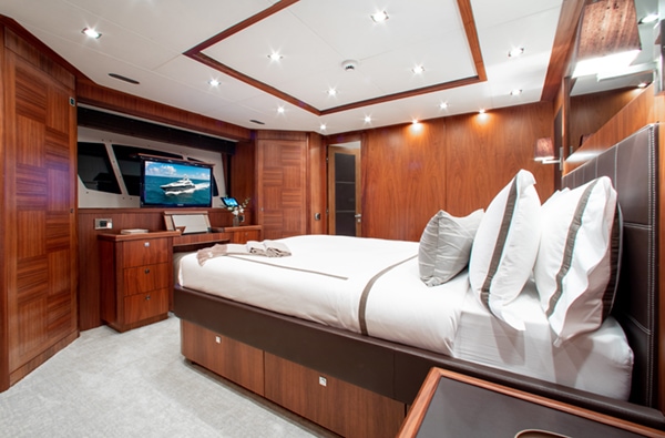 Motor Yacht Acacia Stateroom VIP (1)